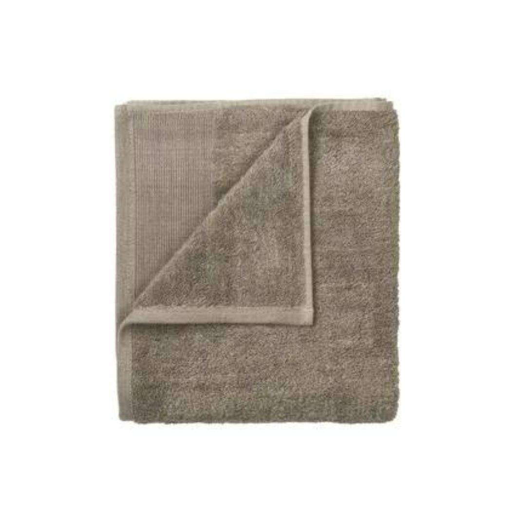 GIO Hand Towel 50x100cm, Agave Green Melange Color - GIO منشفة يد 50x100سم, لون مزيج الصبار الأخضر