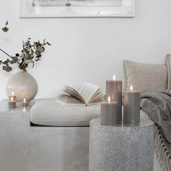 Pillar LED Melted Candle 7.8xh15cm, Sandstone Rustic Color - شمعة LED مضيئة 7.8 * 15 سم , لون بيج