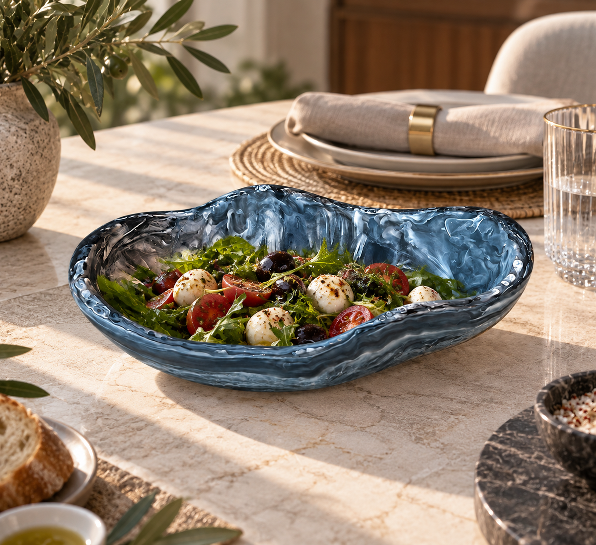 Black swirl, Round Scallop Bowl - وعاء سكالوب دائري , أسود