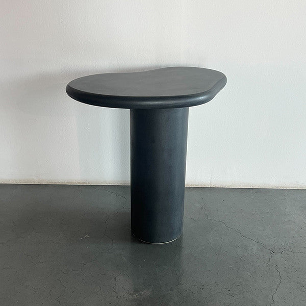 Jonah organic High side table , Black Color - طاولة قهوة عضوية Jonah, لون أسود
