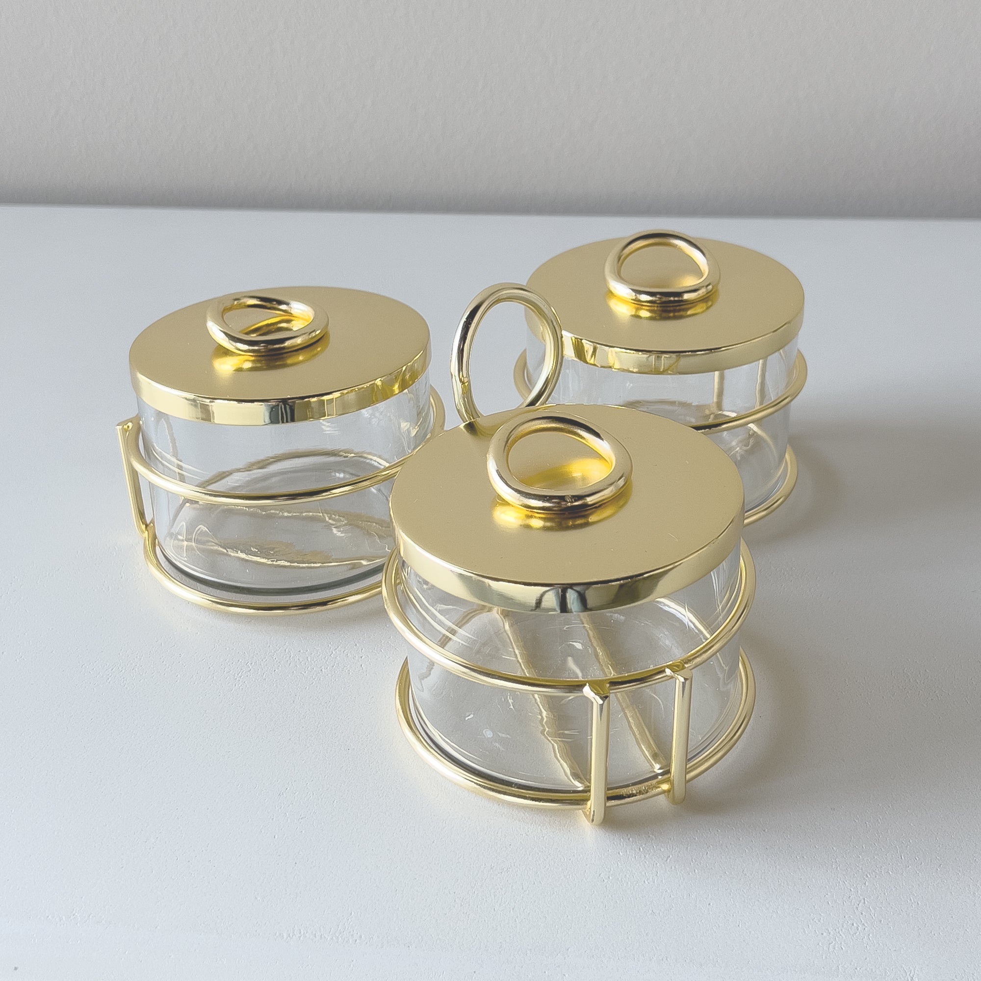 3 Condiment Set, Gold Color - طقم 3 علب بهارات ، لون ذهبي