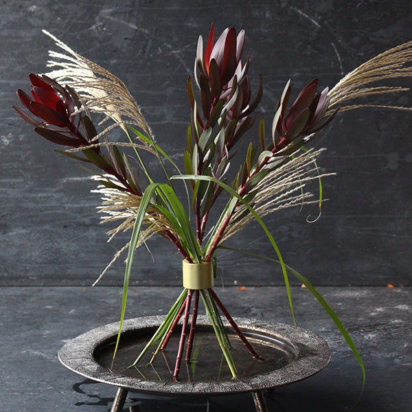 Hanataba 2-pack in Champagne Gold color - باقة ورد هاناتابا 2 عبوة ذهبي