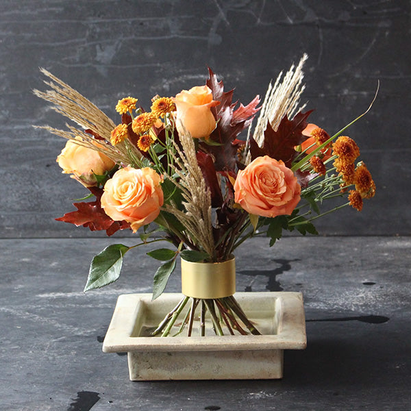 Hanataba 2-pack in Champagne Gold color - باقة ورد هاناتابا 2 عبوة ذهبي