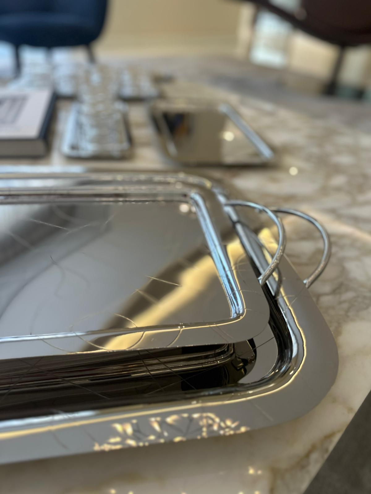 Abstract Rect Tray with Handle -Large (47x29.5) CM - سم (47x29.5) صينية مستطيلة بمقبض - كبيرة