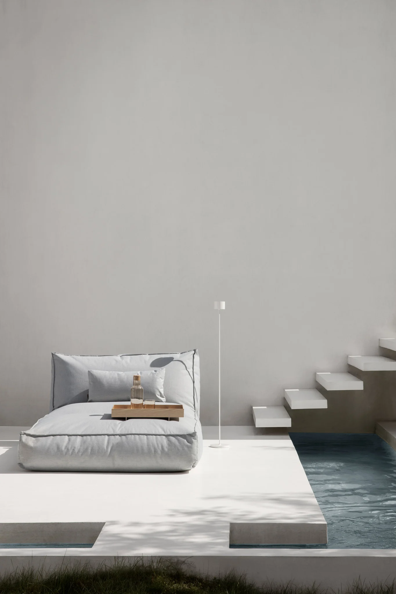 MOBILE LED FLOOR LAMP, SATELLITE - FAROL - مصباح أرضي LED متنقل 115سم, لون بني/رمادي