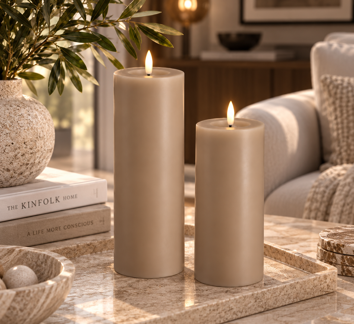 MM LED pillar candle, Silk, Melted, Sand, 74x200 mm - MM شمعة عمودية LED، حرير، ذائب، رملي، 74x200 ملم