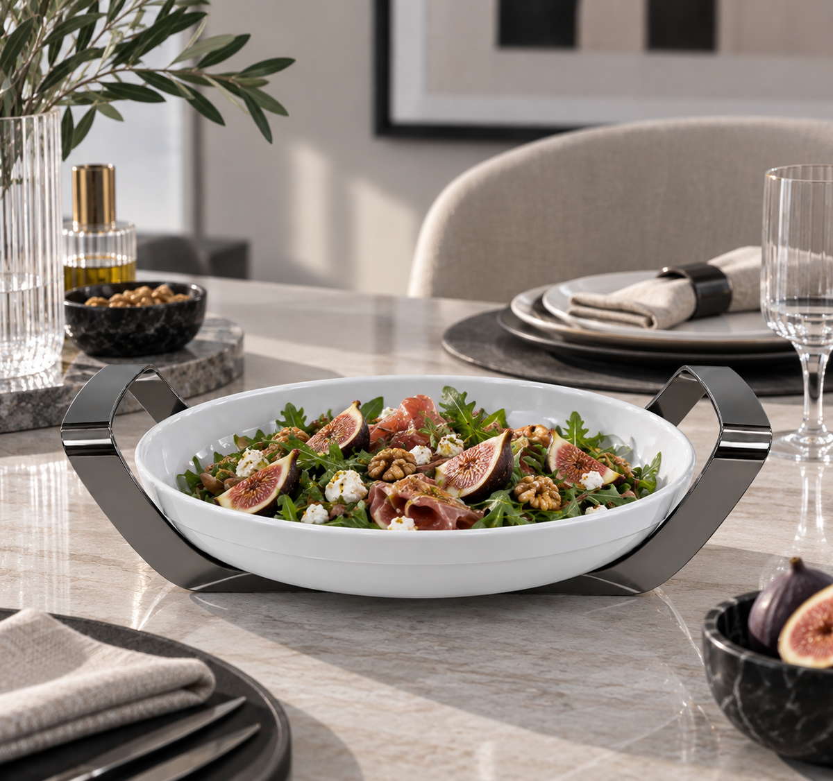 Shiny Black Oval Dish with holder medium - طبق بيضاوي مع حامل أسود لامع/متوسط