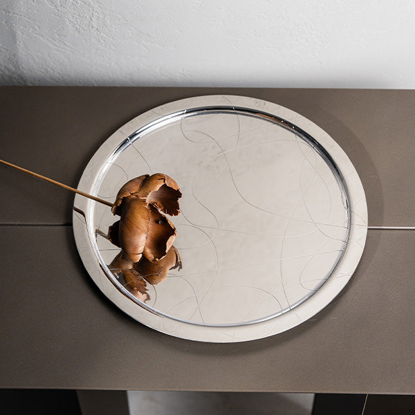 Abstract Round Tray WITH ACRYLIC INSERET (28X28) cm -صينية دائريه مع قاعده اكريلك للحمايه (28 × 28) سم