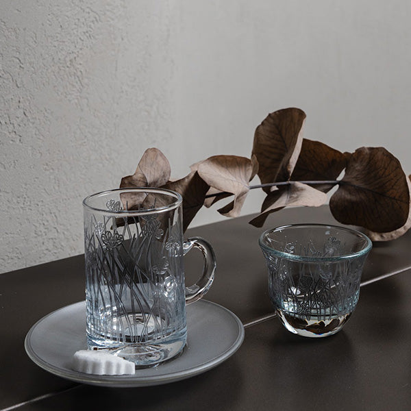 Silver Flying Botanical flower Istekana & Gahwa Set - طقم استكانات شاي وقهوة بنقشة نباتية فضي