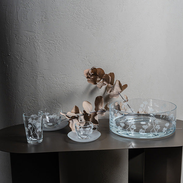 White Botanical Cappuccino Cup ,White Saucer - طقم اكواب كابتشينو مع صحن غير لامع بنقشة نباتية ,ابيض