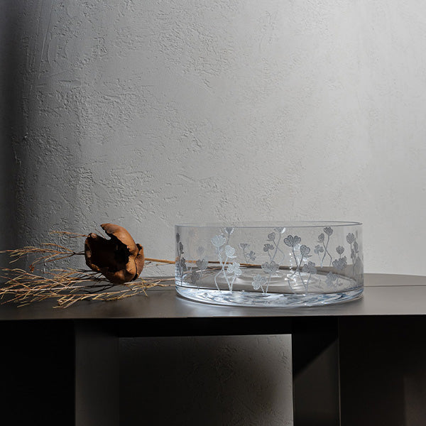 Silver Botanical Large Bowl Glazed Satin 25 cm - وعاء تقديم بنقشة نباتية فضي 25 سم