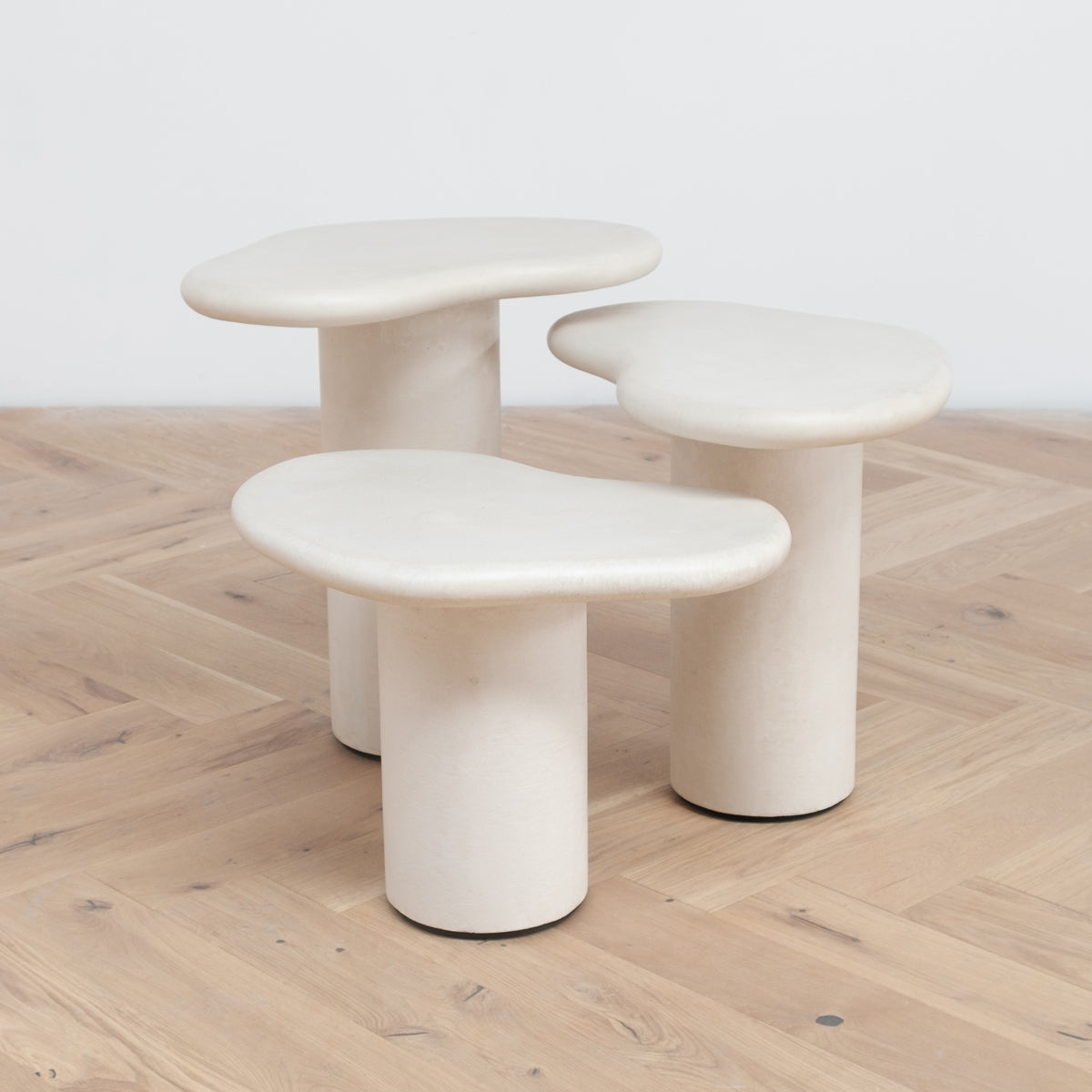 Jonah organic High side table , Grey Color - طاولة قهوة عضوية Jonah, لون رمادي