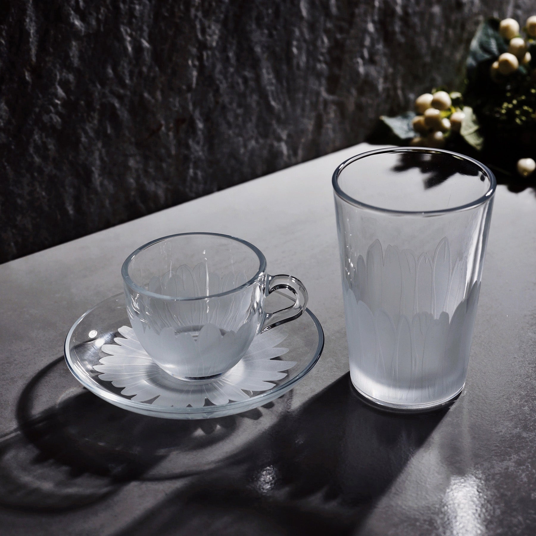 GERBERA FLOWER Espresso Flower Set - طقم اكواب إسبرسو بنقش ورد جربيرا