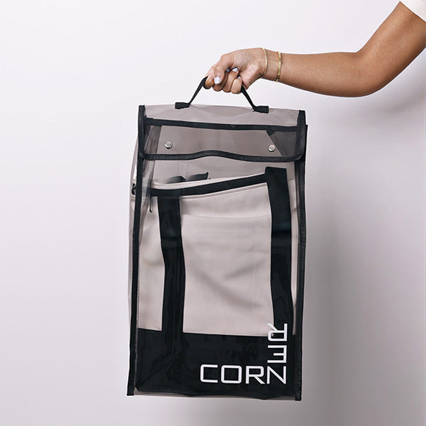 MEDIUM WHITE/BLACK DUFFLE BAG WITH SHOULDER STRAP - BLACK STRAP 69x26cm - 69x26cm حقيبة يد متوسطة الحجم باللون الأبيض/ الأسود مع حزام كتف - حزام أسود