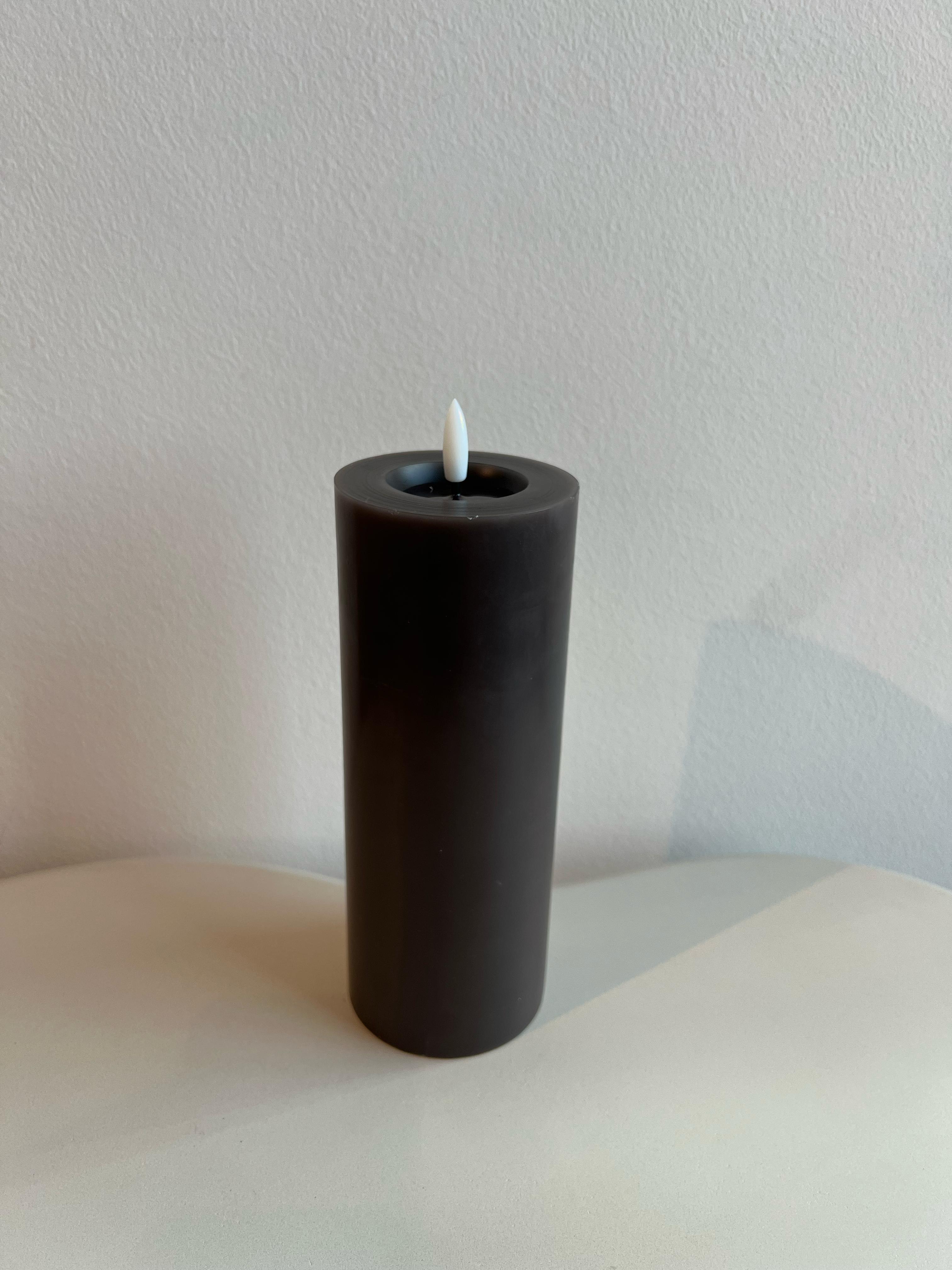 MM LED pillar candle, Silk, Melted, Charcoal, 74x200 mm - MM شمعة عمودية LED، حرير، ذائب، فحمي، 74×200 مم