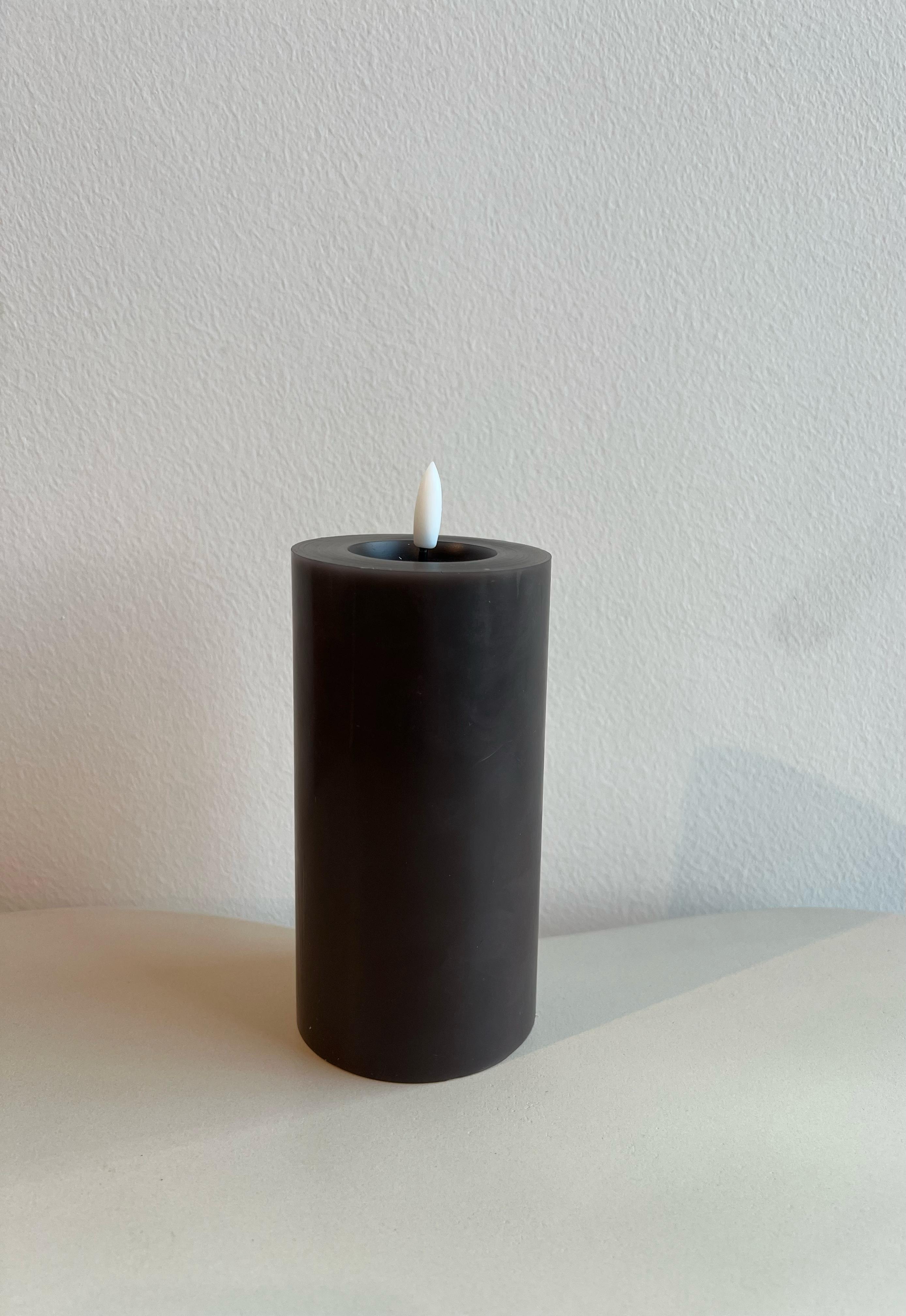 MM LED pillar candle, Silk, Melted, Charcoal, 74x150 mm - MM شمعة عمودية LED، حرير، ذائب، فحمي، 74x150 ملم