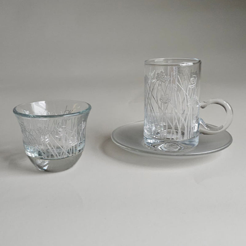 Silver Flying Botanical flower Istekana & Gahwa Set - طقم استكانات شاي وقهوة بنقشة نباتية فضي