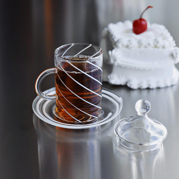 6 PC TEA CUP WITH LID AND SAUCER SWIRL STRIPES 6 PCS 11X12.5 CM - 6 قطع فناجين شاي مع غطاء وصحن خطوط دوامية 6 قطع 11 × 12.5 سم