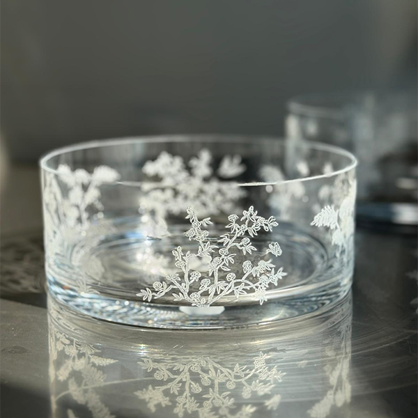 White Forest Candy Bowl Glazed Satin 20 cm - وعاء حلوى نقش الطائر والغصن أبيض 20 سم