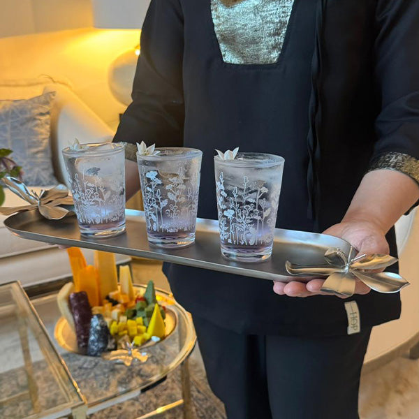 OVAL TRAY WITH SHEET & CAST FLOWER - صينية بيضاوية مزخرفة بزهور