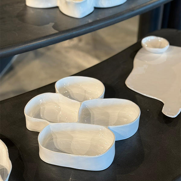 Attached Platter WHITE - طبق تقديم مقسم ابيض