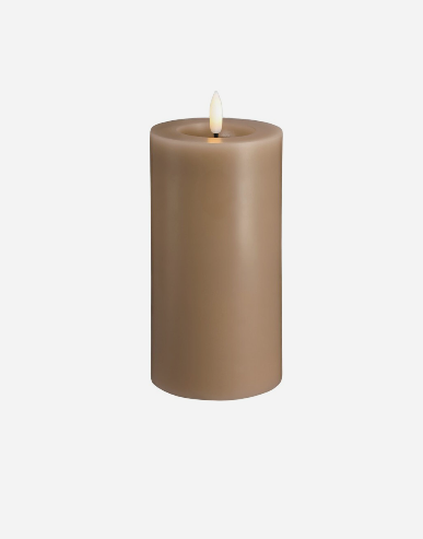 MM LED pillar candle, Silk, Melted, Sand, 74x150 mm - MM شمعة عمودية LED، حرير، ذائب، رملي، 74x150 ملم
