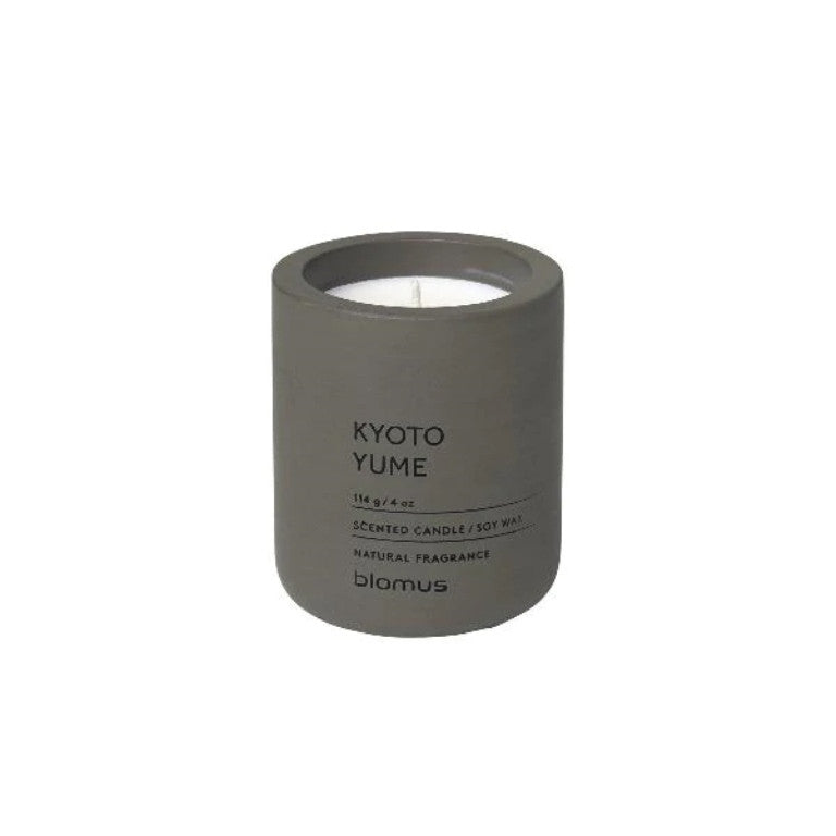 FRAGA Scented candle , Kyoto Yume fragrance - شمعة FRAGA عطرية , رائحة زهرة الكيوتو يومي