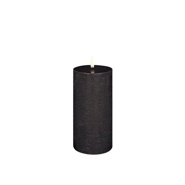 LED PILLAR CANDLE FOREST BLACK RUSTIC 7.8x15cm - شمعة مضيئه 7.8 × 15.2 سم ، لون الأسود