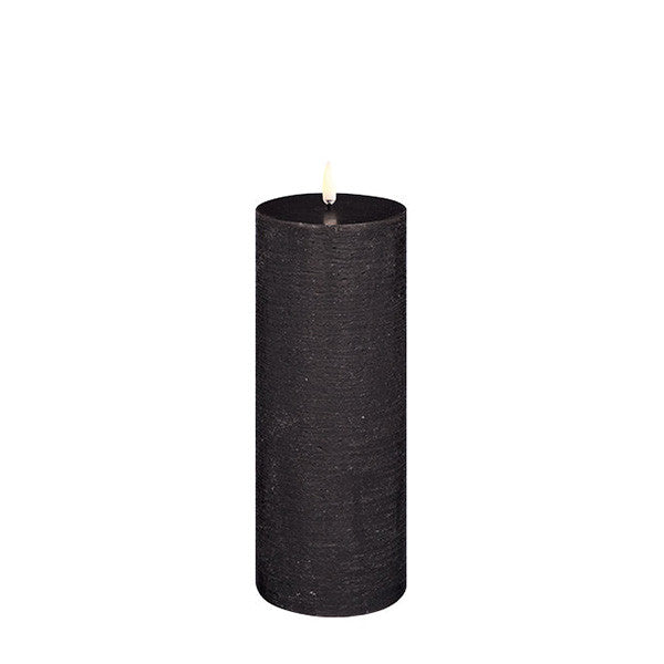 LED PILLAR CANDLE FOREST BLACK RUSTIC 7.8x20cm - شمعة مضيئه 7.8 × 20.3سم ، لون الأسود