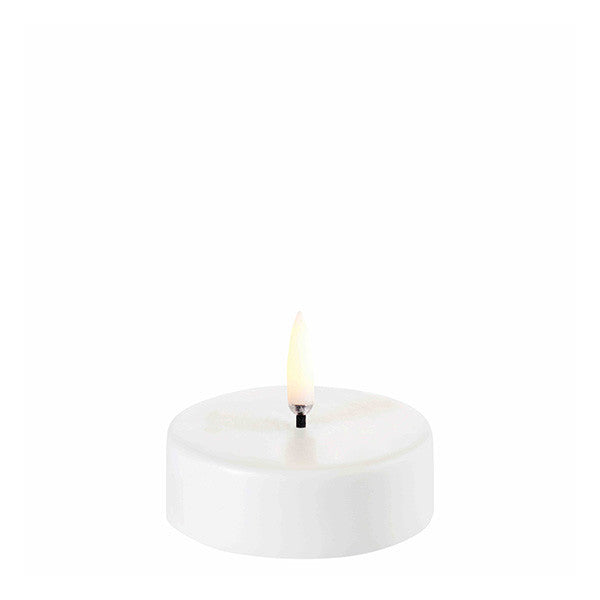 LED Tealight Candle 6xh2cm (PREMIUM REMOTE READ), White Color - شمعة LED مضيئة 6xh2سم, لون ابيض