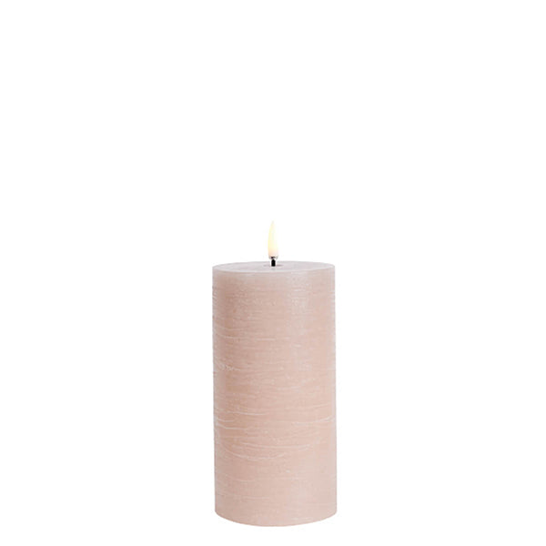 LED PILLAR CANDLE BEIGE,RUSTIC 7.8*15CM - شمعة LED مضيئة 15x7.8 سم, لون بيج