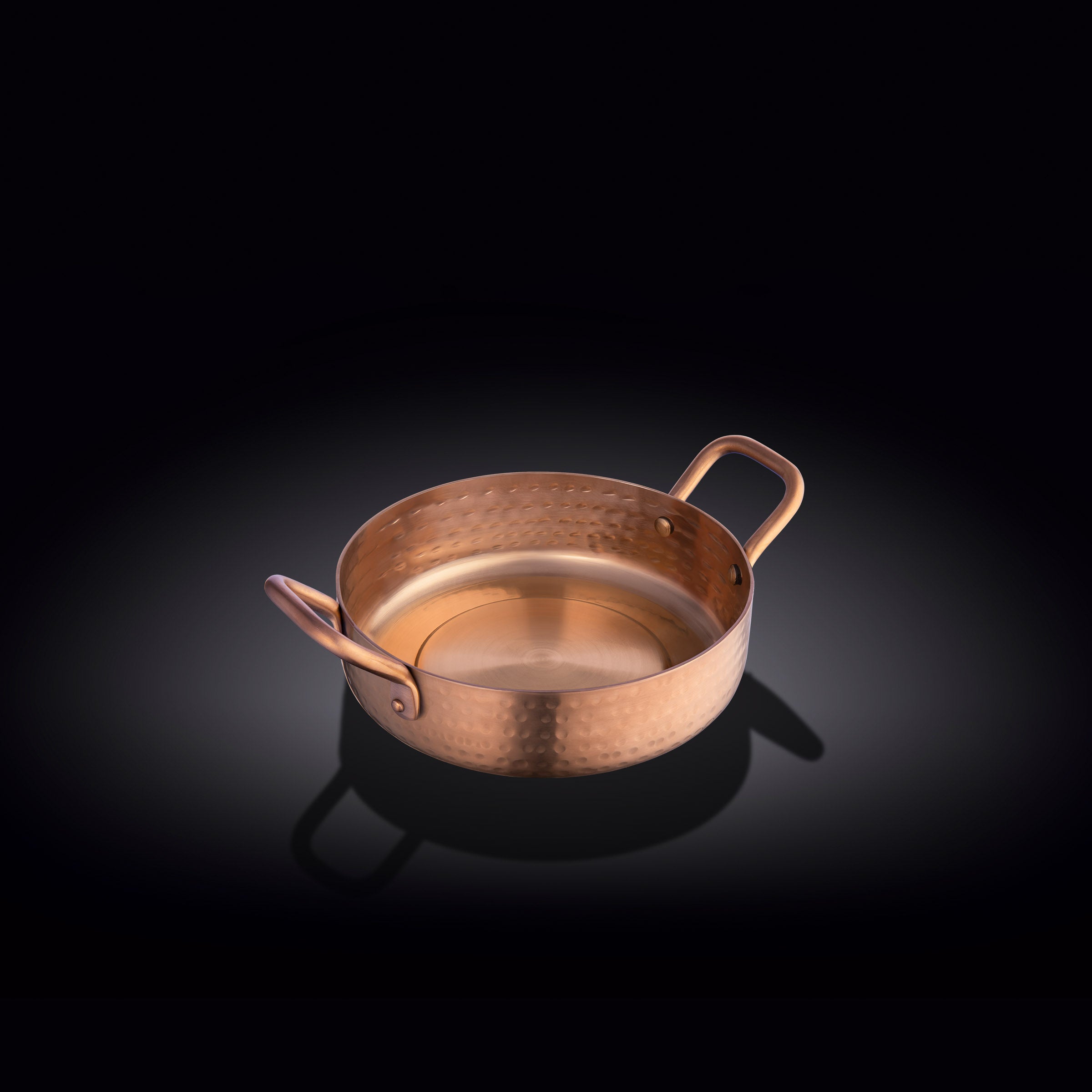 ROUND FRY PAN WITH 2 SIDE HANDLES 12 X 3.5 CM - 12 X 3.5 سم مقلاة مستديرة بمقبضين