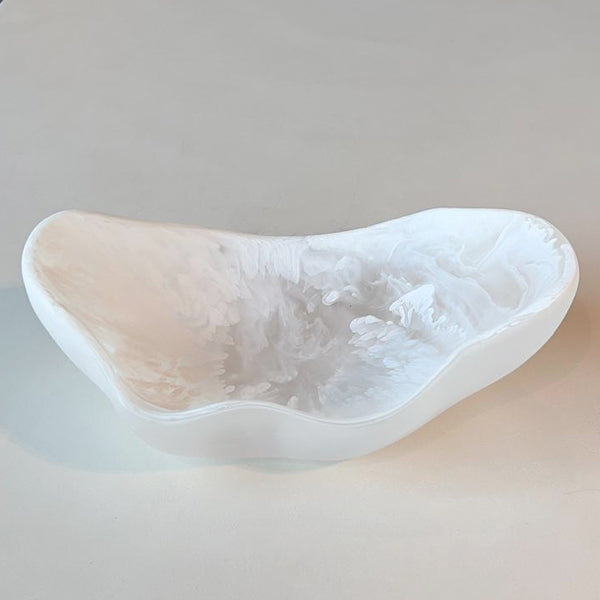 White ,Triangle Scallop Bowl - وعاء سكالوب مثلث , أبيض