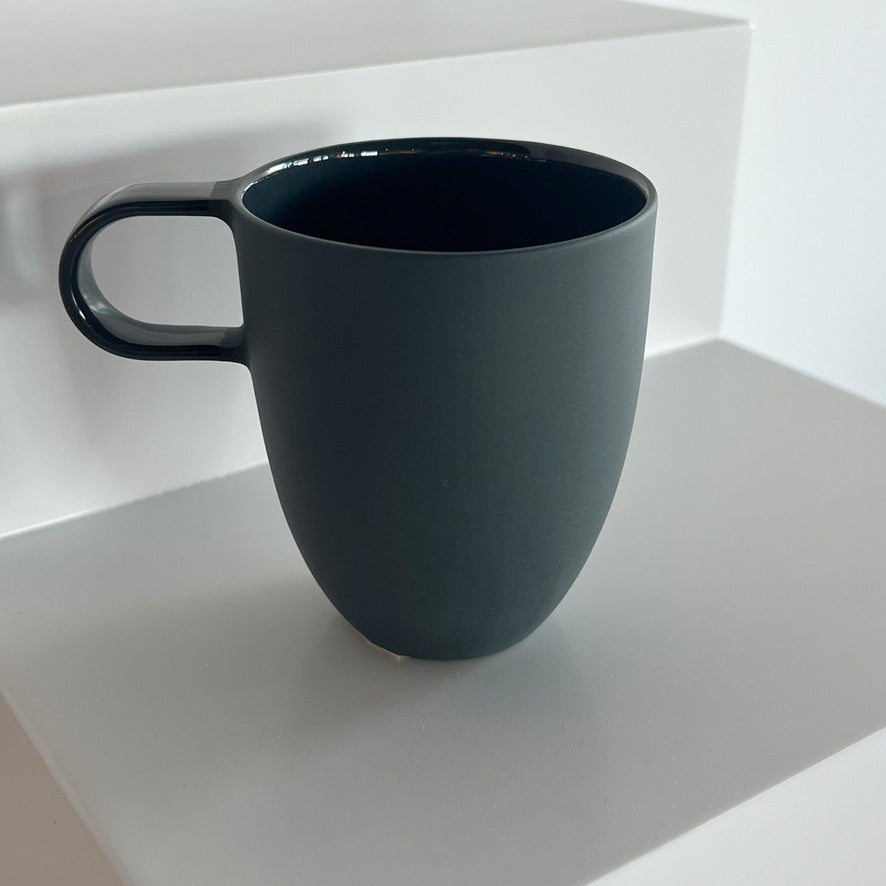 small mug anthracite color - كوب شاي أو قهوة , لون رمادي داكن