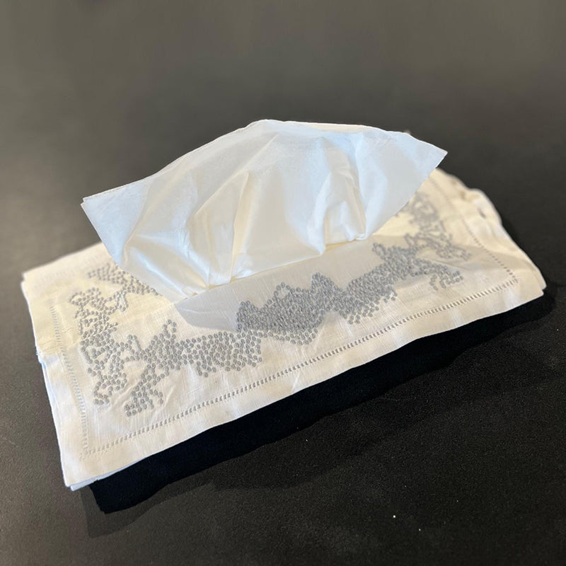 Florence Grey Tissue Cover, Silver & White - غطاء مناديل Florence  ، ابيض و فضي