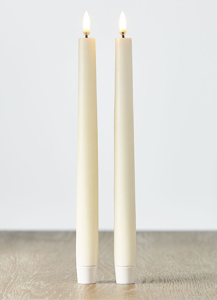 TAPER CANDLES IVORY - TWIN PACK - 2.3 x 20 CM - شمعات LED مضيئة 2.3xh20سم, لون اوف وايت