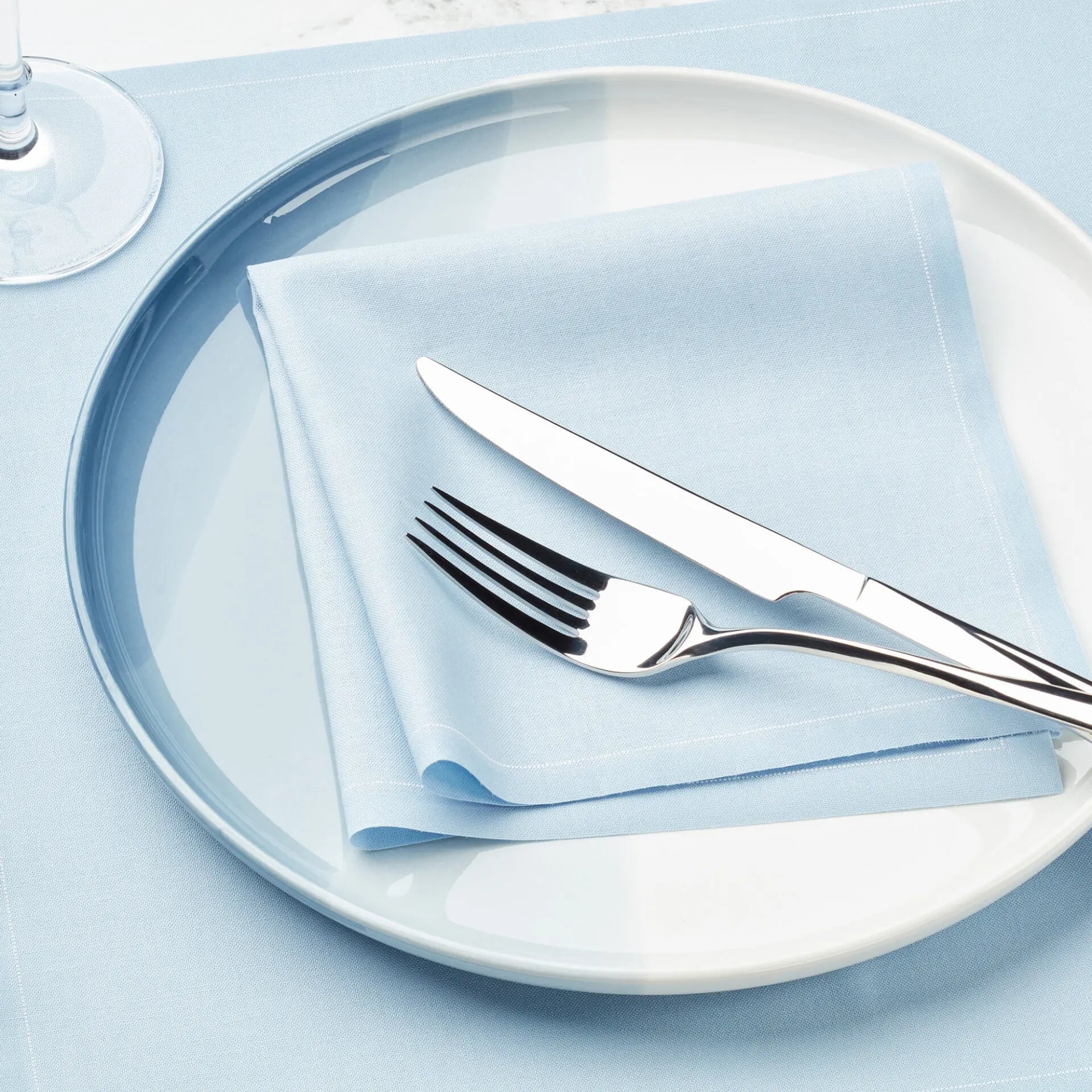 Foggy blue Napkin 20x20,4 100% Cotton, Rolls 25 - مناديل سفرة قطنية 20×20.4 أزرق–  25 قطعة