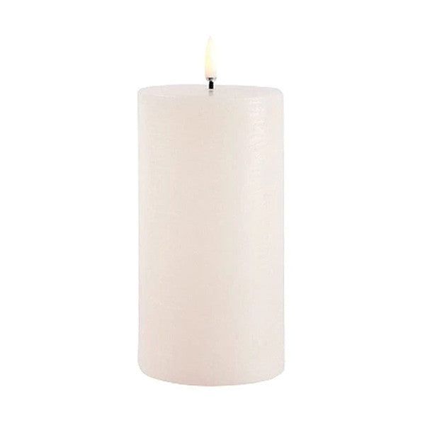 LED PILLAR CANDLE VANILLA - شمعة LED مضيئة 15x7.8 سم, لون ابيض