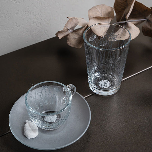 Silver Flying Botanical flower  Cappuccino Cup ,Saucer -   طقم اكواب كابتشينو مع صحن غير لامع بنقشة نباتية ,فضي