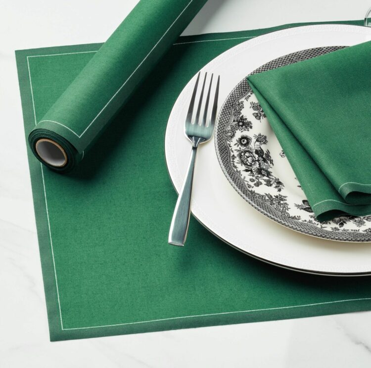 English green Napkin 11,7x11,7 100% Cotton, Rolls 50 - مناديل سفرة قطنية 11,7×11,7 اخضر–  50 قطعة