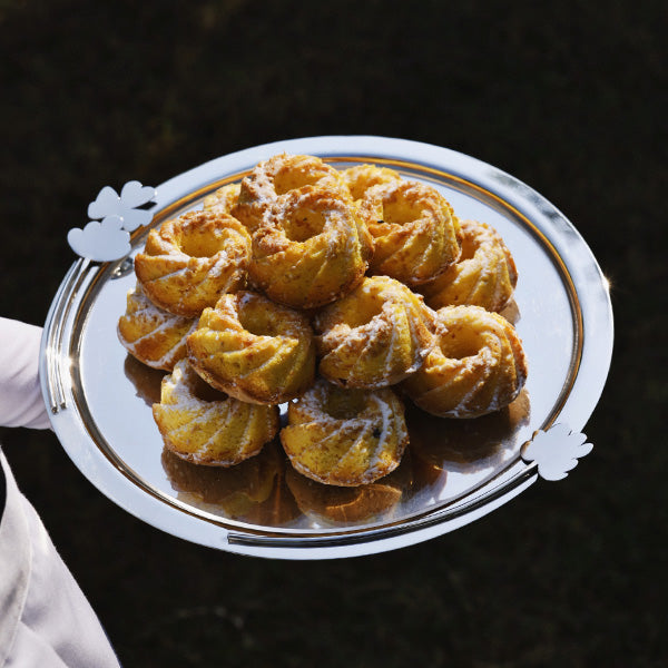 Botanical Round Tray With Acrylic Insert  -صينية دائريه مع قاعده اكريلك للحمايه