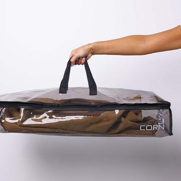 Large Off White Duffle Bag With Shoulder Strap  - BROWN STRAP 83x18x45cm - 83x18x45cm حقيبة يد كبيرة باللون الأبيض مع حزام كتف- حزام بني