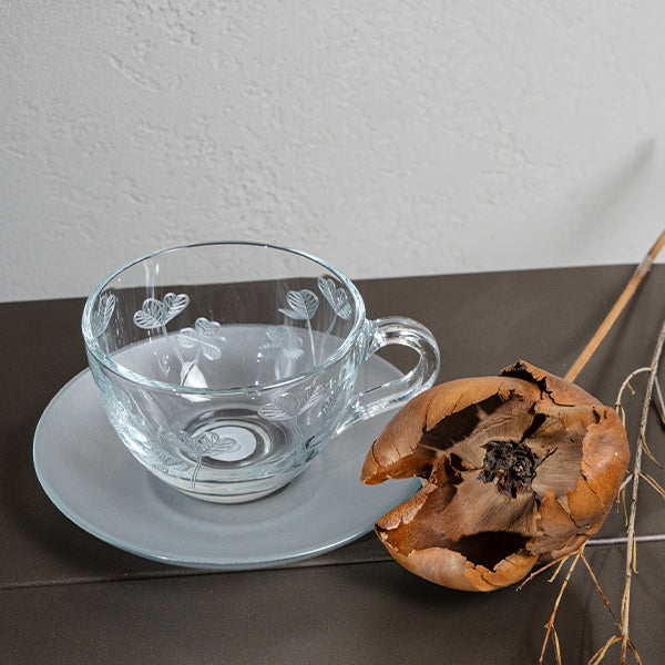 Silver Botanical Espresso Cup ,Saucer - طقم اكواب إسبرسو مع صحن غير لامع  بنقشة نباتية  ,فضي