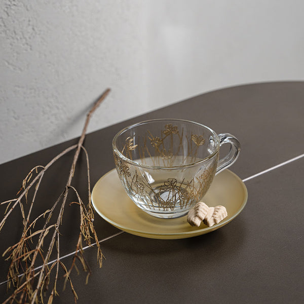 Gold Flying Botanical flower  Cappuccino Cup ,Saucer - طقم اكواب كابتشينو مع صحن غير لامع بنقشة نباتية ,ذهبي