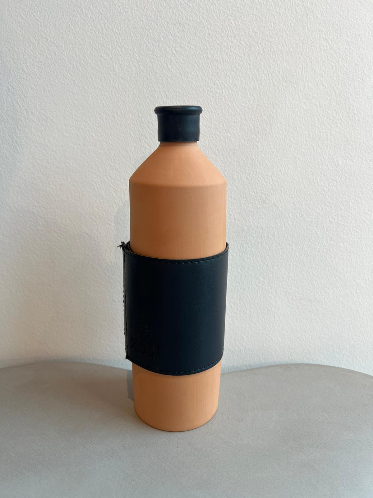 ALKA Bottle 950 ML - Black design -   فخاره ألكا 850 مل - تصميم اسود