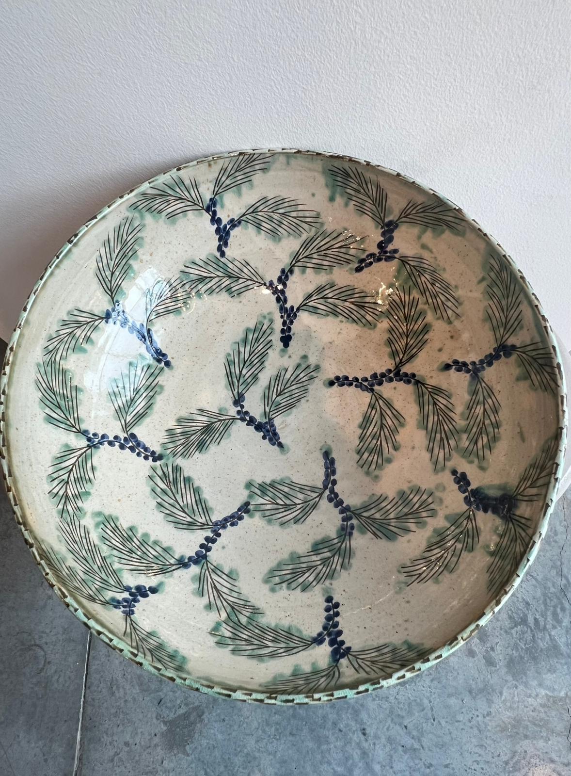 Large Bowl From Leafs Set - وعاء كبير من مجموعة أوراق الشجر