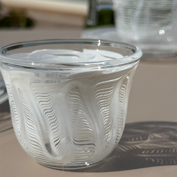 Istekana & Gahwa Set With Handles, White & Black -  طقم استكانات شاي وقهوة ,أبيض أسود