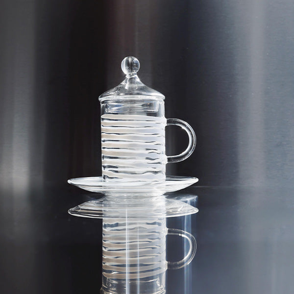 6 PC TEA CUP WITH LID AND SAUCER WHITE STRIPES 6 PCS 11x12.5CM - 6 قطع فناجين شاي بغطاء وصحن خطوط بيضاء 6 قطع 11×12.5 سم de