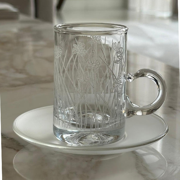 White Flying Botanical flower Istekana & Gahwa Set  - طقم استكانات شاي وقهوة بنقشة نباتية أبيض