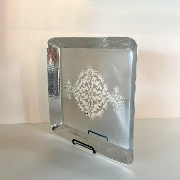 Square Metal Tray With Arabesques Pattern - صينية معدنية مربعة بنمط الأرابيسك